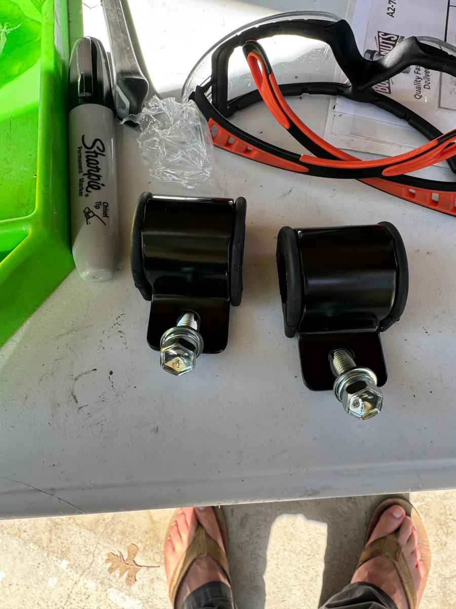 Leaf spring bushings