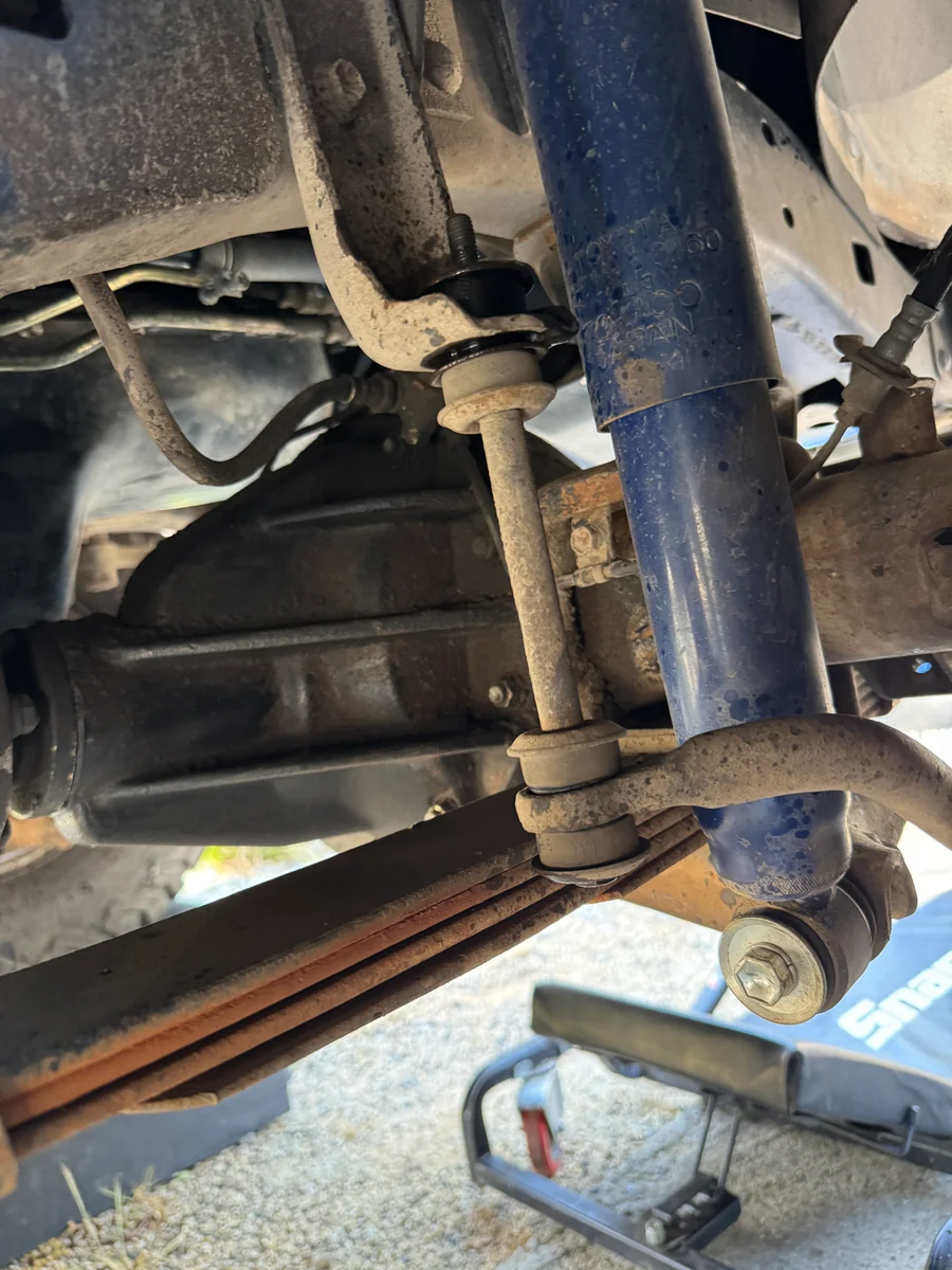 Leaf spring bushings