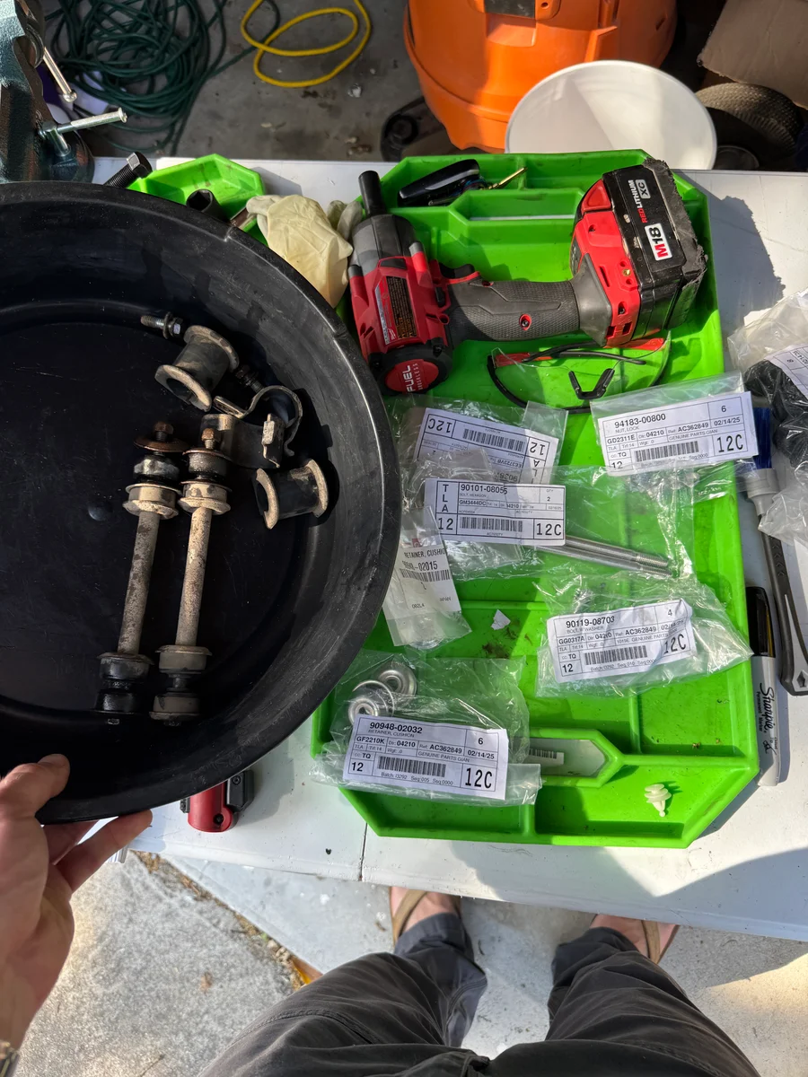 Leaf spring bushings