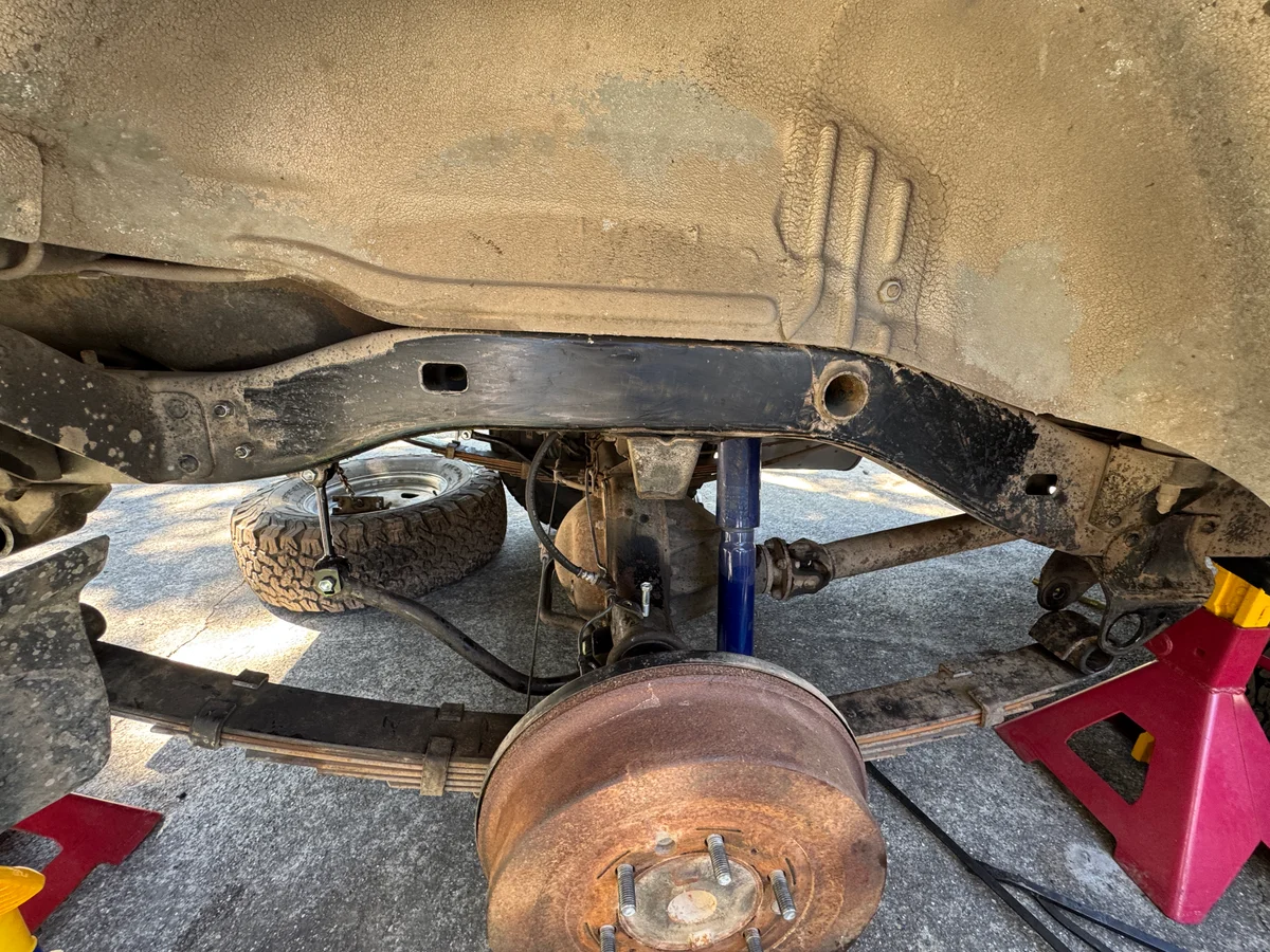 Leaf spring bushings