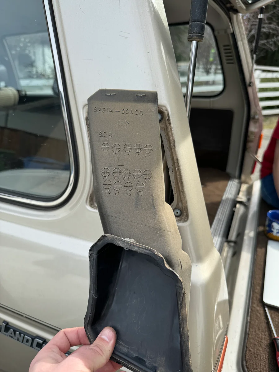 Rear washer
